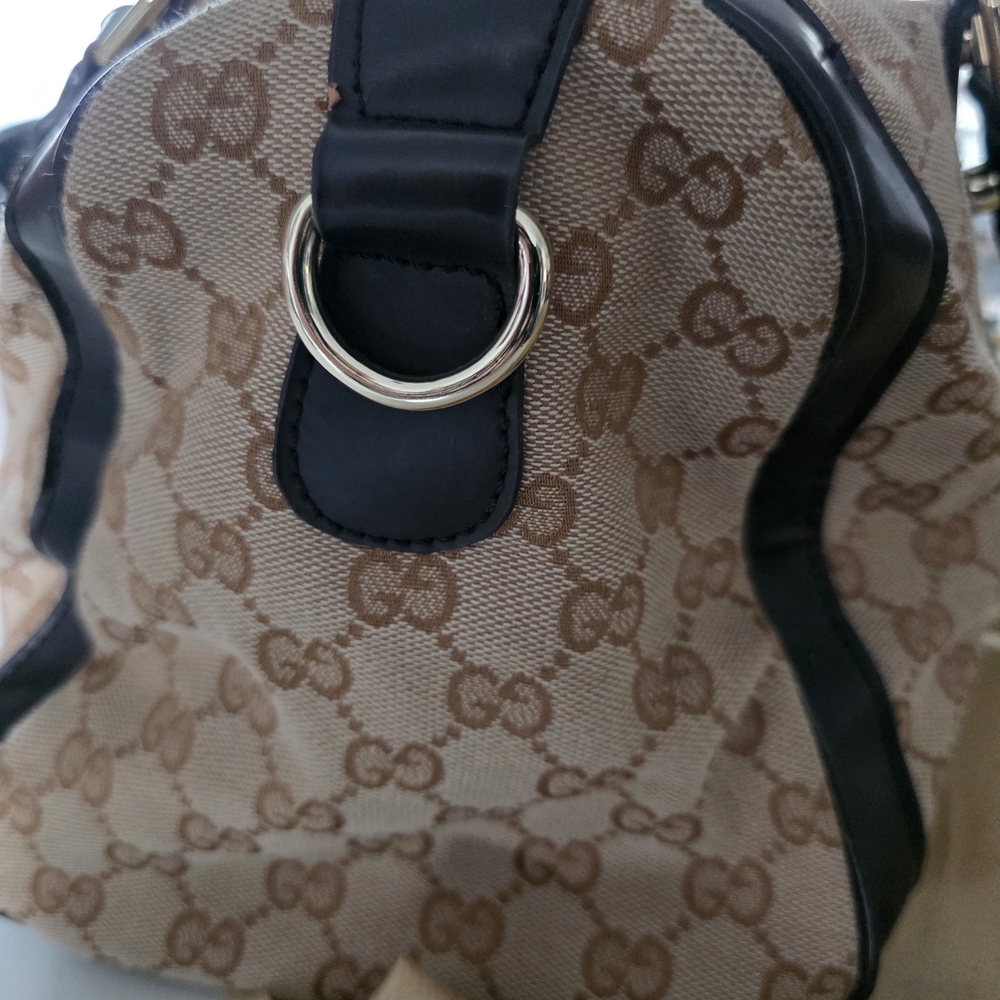 Gucci Beige Monogram Satchel with Green and Red Center Stripe - Picture 5 of 5